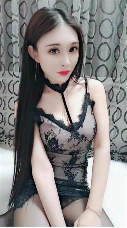分享一个郑州兼职的性感美女