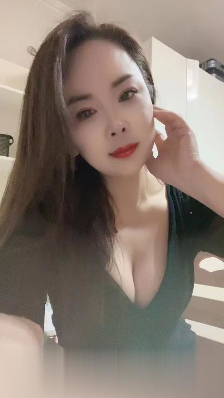 少妇思思..