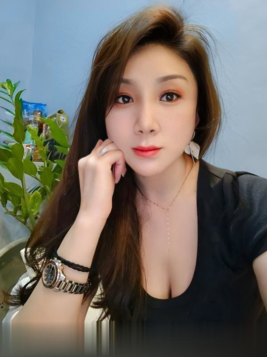 天河性感美少妇