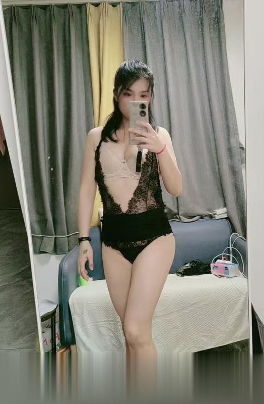 白云黄边桔子